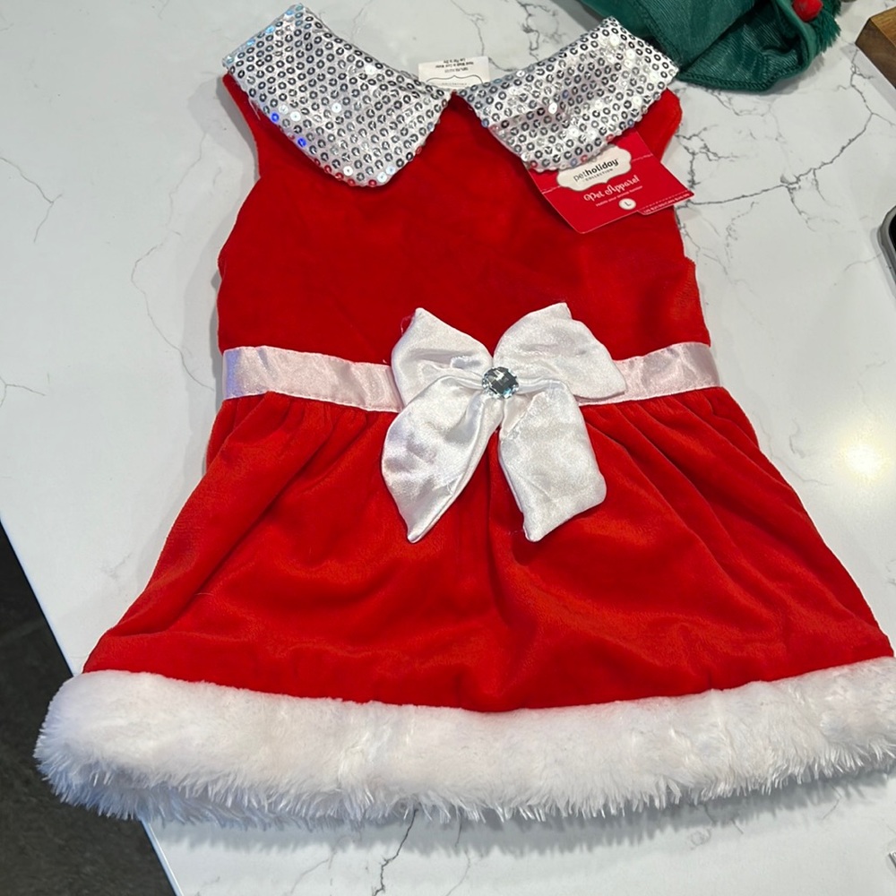 Pet dress